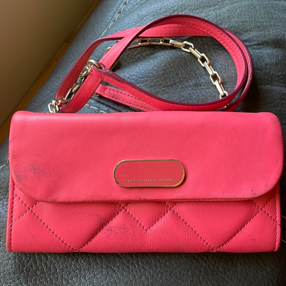 Marc by Marc Jacobs Coral Quilted Crossbody Wallet Bag with Chain